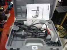 Cased Performance Power corded hammer drill 710w E/T