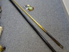 Lindop Goldstar snooker cue in a case