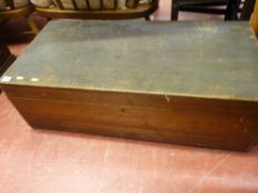 Pine lidded box with end metal handles