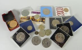 A quantity of mixed coinage including commemorative crowns, commemorative £2 & £1 coins, a dollar