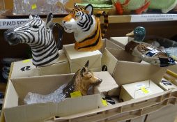 A large quantity of modern boxed pottery animal ornaments Condition Report: please request* *