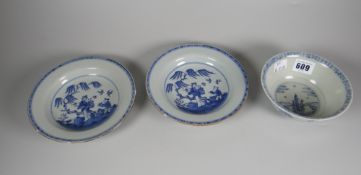A pair of Chinese blue & white export dishes & a single underglaze blue rice bowl, the body