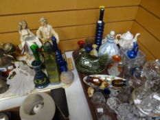 A parcel of mixed ornaments & a carbide lamp Condition Report: please request via email. Condition