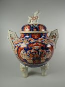 An Imari pottery lidded koro with lion handle (damage) Condition Report: please request via email.