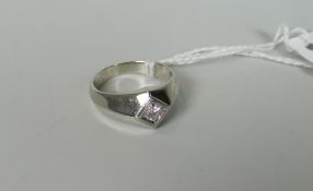 18K WHITE GOLD DIAMOND SOLITAIRE RING, the round brilliant cut diamond approximately 0.10cts,