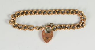 9CT GOLD CURB LINK BRACELET with heart shaped padlock, 11.3 grams approx. Condition Report: hinge on