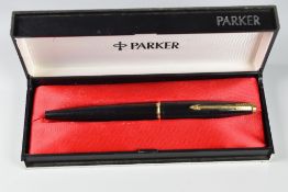 VINTAGE BLACK PARKER 45 DELUXE FOUNTAIN PEN, in original box with instructions