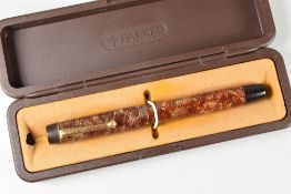 VINTAGE BASKETWEAVE ROSE SILVER & BURGUNDY PARKER VICTORY MK I (1941-1946) FOUNTAIN PEN with