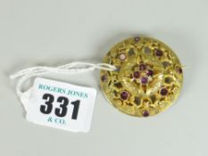 BELIEVED GOLD & AMETHYST SET SHIELD DESIGN BAR BROOCH, 14.8 grams approx.
