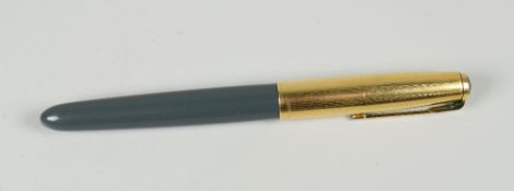 VINTAGE NAVY GREY PARKER 51 FOUNTAIN PEN with 12ct rolled gold cap