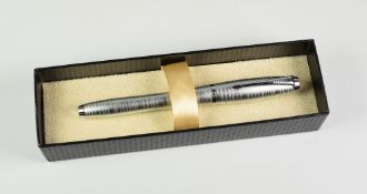 MODERN SILVER-BLUE PEARL PARKER URBAN PREMIUM ROLLERBALL PEN in original box