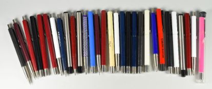 THIRTY VARIOUS PARKER VECTOR FOUNTAIN PENS & BALLPOINT PENS