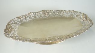 ELIZABETH II SILVER OVAL PEDESTAL BOWL, having pierced berry and foliate rim. Sheffield 1966,