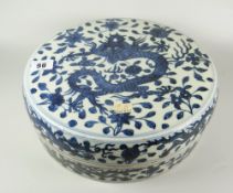 CHINESE PORCELAIN BLUE & WHITE DRAGON DECORATED CYLINDRICAL BOX & COVER depicting five clawed dragon