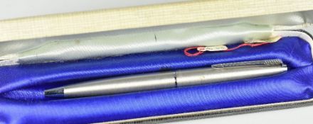 VINTAGE STAINLESS STEEL PARKER 45 FLIGHTER FOUNTAIN PEN in original box