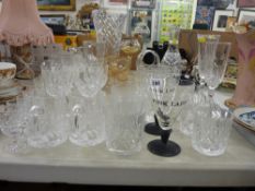 A quantity of vintage & other drinking glassware