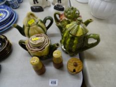 A parcel of novelty teapots and similar items