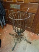 Shaped garden metal planter