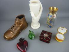 Miniature Mary Gregory jug, a Bijou Collection pillbox with Clarice Cliff 'Wind Bells' decoration, a