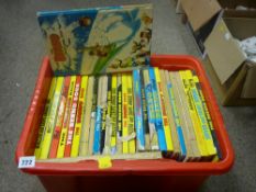 Collection of vintage children's annuals including Wizzer & Chips, Beano, Dandy etc