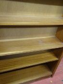 Floorstanding mid Century five shelf bookcase