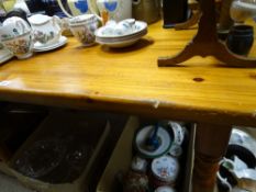 Pine table, 118 x 72 cms