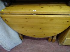 Pine gate leg drop leaf table