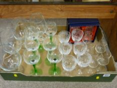 Quantity of mixed drinking glassware
