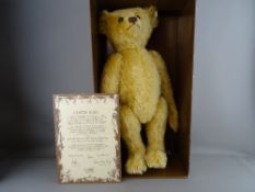 A STEIFF BRITISH COLLECTOR'S TEDDY BEAR, 1907 replica, blonde mohair, circa 1995, limited edition,