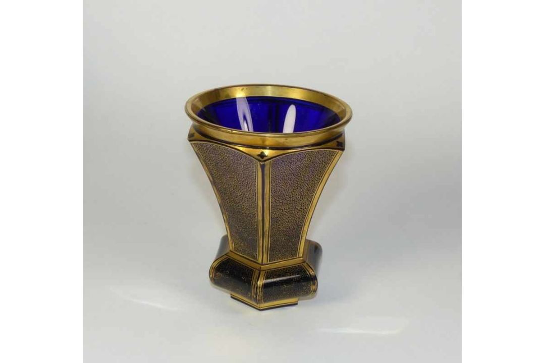 Vase Gräflich Schaffgottsch'sche Josephinenhütte, Schreiberhau - um 1920 Über sechseckigem Stand - Bild 2 aus 3