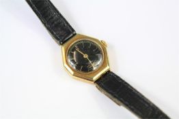 A Lady's Antique Continental 14/15ct Yellow Gold Wrist Watch