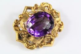 A Victorian 14/15ct Oval Amethyst Brooch