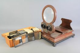 A Circa 1900 Mahogany Viewing Scope