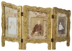The three section picture frame, early 20th c.