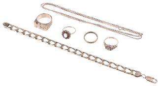 A small collection of various 9ct gold jewellery(6)