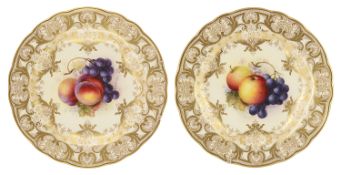 A pair of Royal Worcester porcelain cabinet plates, circa 1926