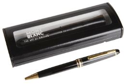 A Mont Blanc Meisterstuck Classic rollerball pen