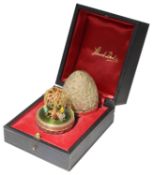 Stuart Leslie Devlin silver-gilt 