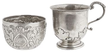 A George V silver Christening cup, hallmarked Birmingham 1924