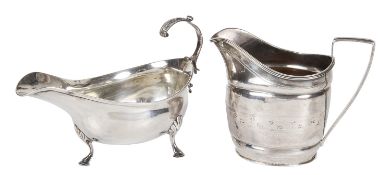 A Victoria silver cream jug, hallmarked Sheffield 1850