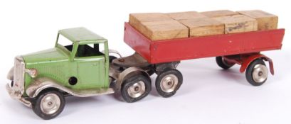 VINTAGE TRIANG MINIC TINPLATE HAULAGE WAGON