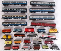 00 GAUGE RAILWAY TRAINSET ROLLING STOCK