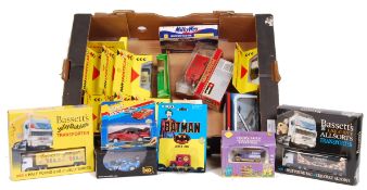 ASSORTED BOXED DIECAST MODELS