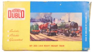 VINTAGE HORNBY DUBLO HEAVY FREIGHT TRAIN SET