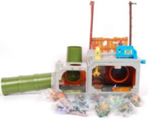 TEENAGE MUTANT NINJA TURTLES