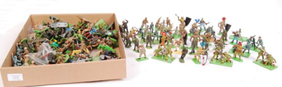 BRITAINS DEETAIL AND OTHER PLASTIC MODEL SOLDIERS