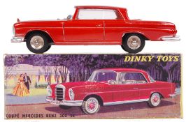 FRENCH DINKY 533 COUPE MERCEDES BENZ 300