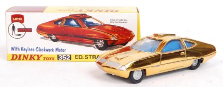 RARE DINKY TOYS DIECAST MODEL 352 ED STRAKER'S UFO VEHICLE