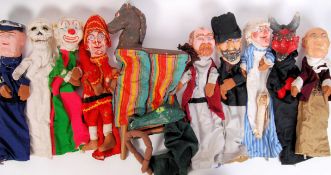FABULOUS VINTAGE SET OF PUNCH & JUDY SEASIDE PUPPETS