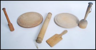 A collection of vintage 20th century Kitchenalia t